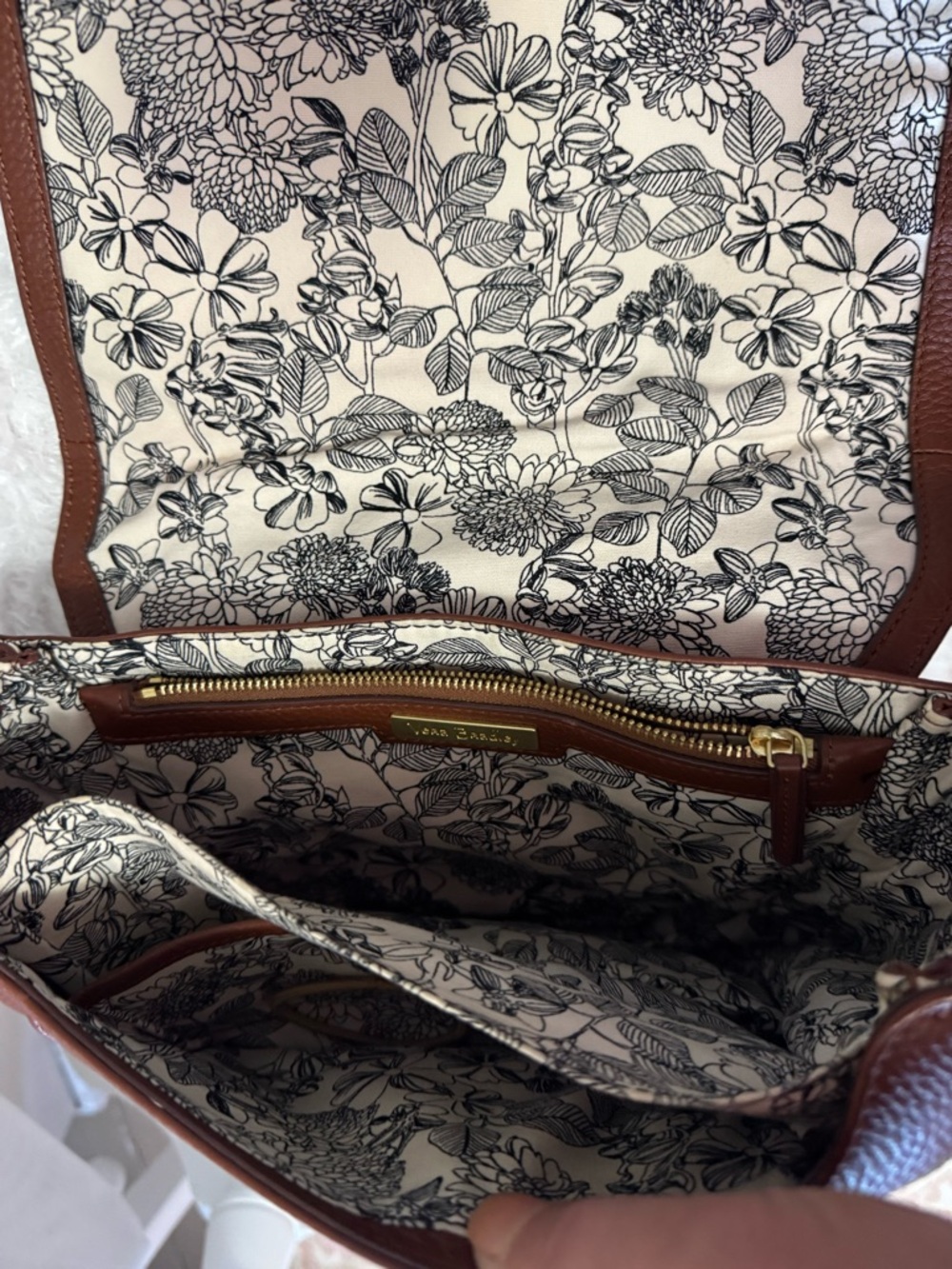 Vera Bradley Chestnut Brown Pebble Leather Shoulder Bag - Picture 8 of 9